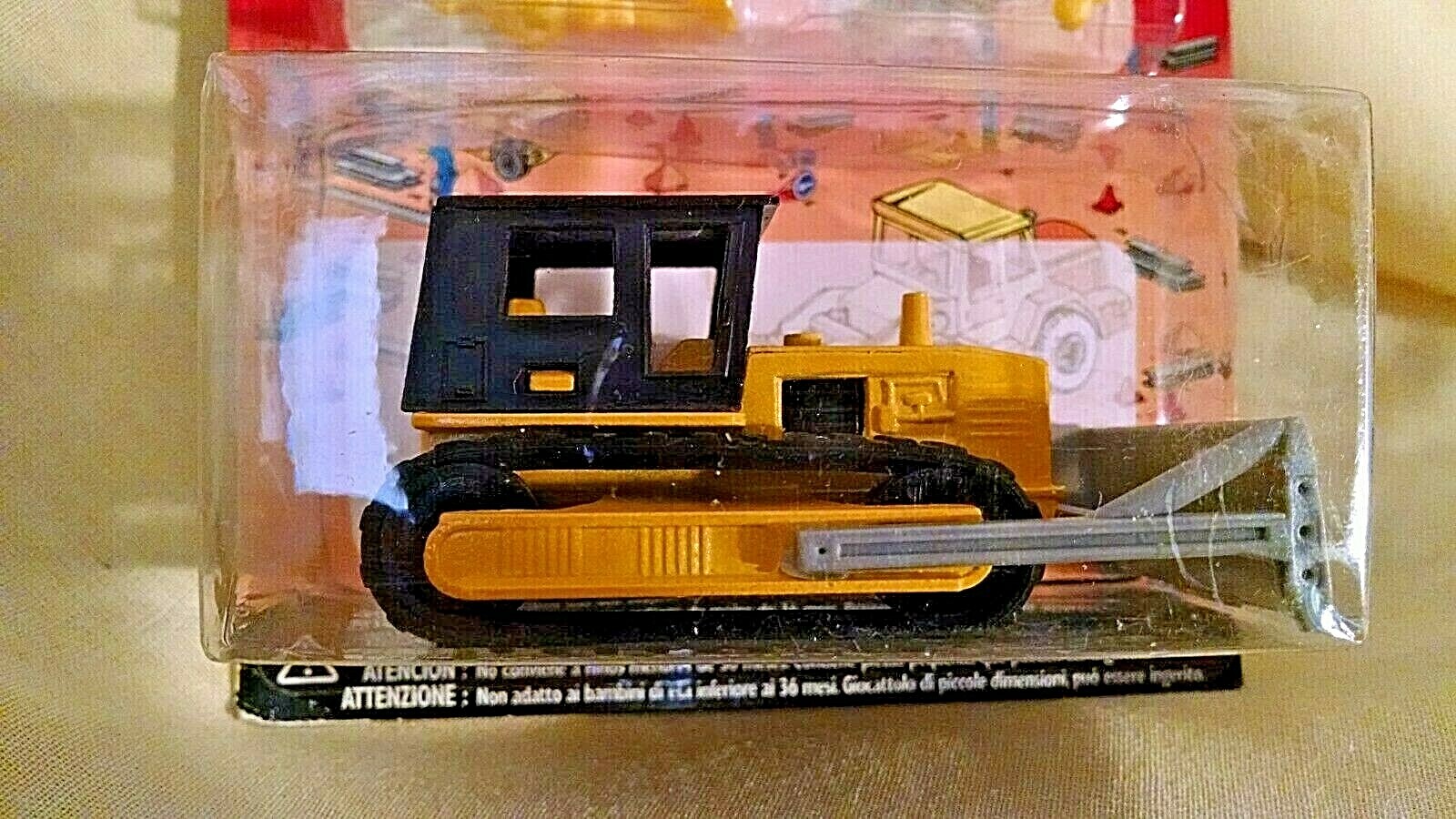 Majorette NOS Construction Bulldozer Push Blade Tracks 2 Men 287 Die Cast Yellow