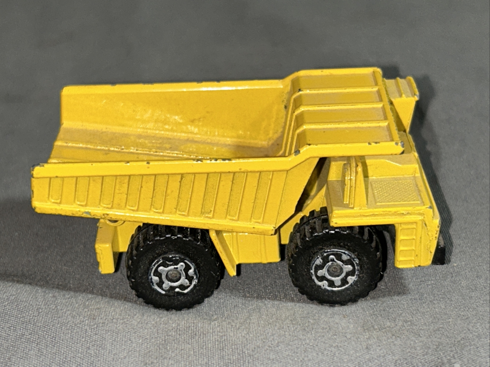 1976 Matchbox Lesney Superfast #58 Faun Dump Truck