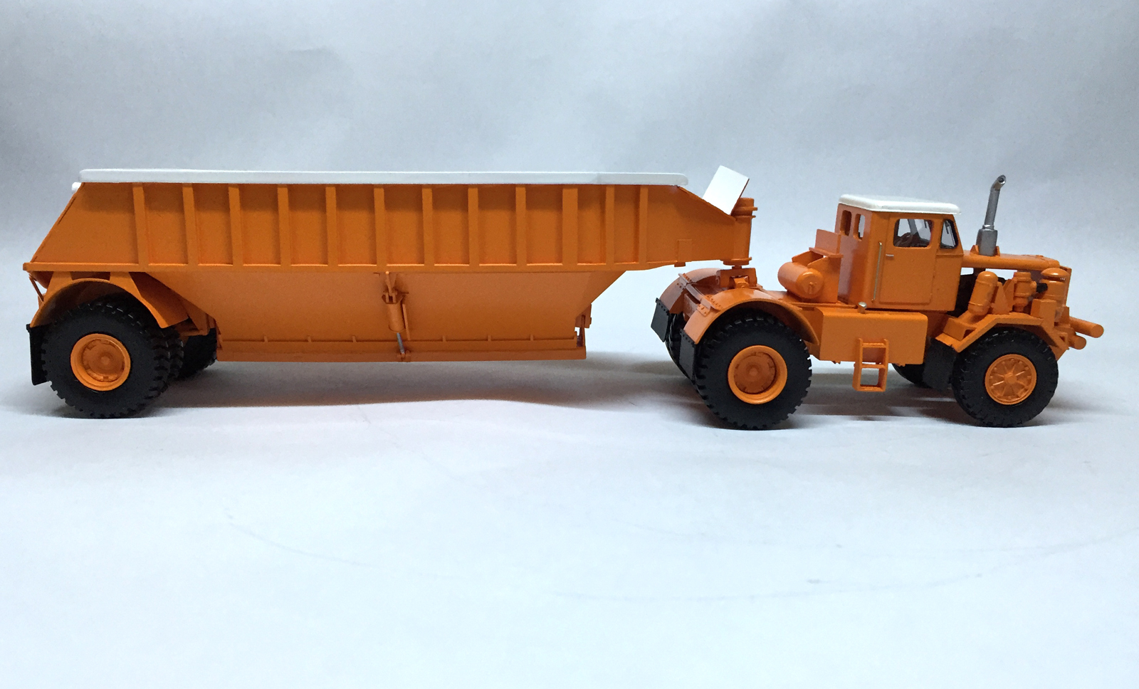 Resin 1/50 KW Dart 50 BDT / Bottom Trailer – Ready Made Resin Model by Fankit