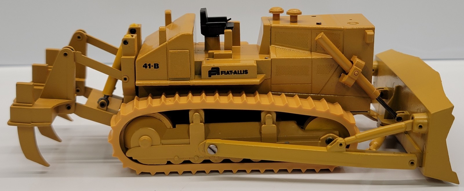 Vintage Gescha Fiat-Allis 41-B Bulldozer 1:50 Diecast Model Made in West Germany