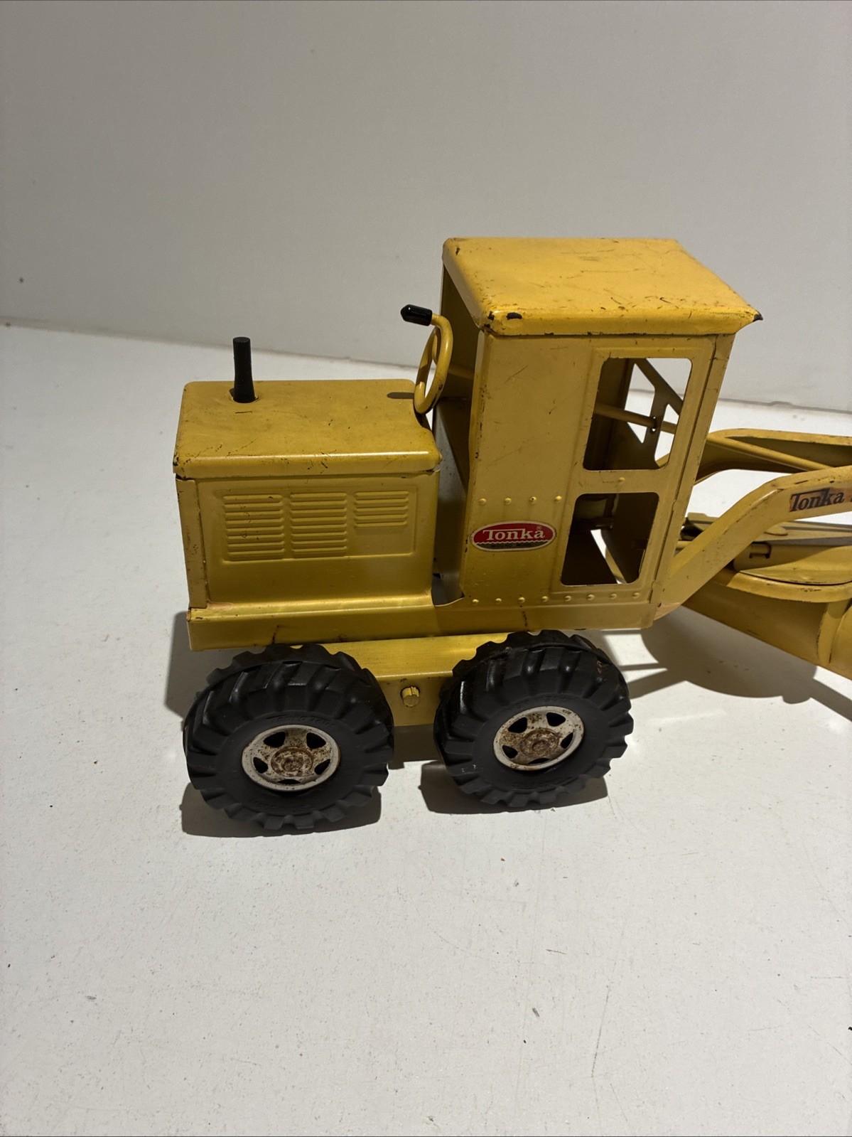 Tonka Truck ROAD GRADER DIe Cast Steel 1950-60’s 17in. Long STEERING
