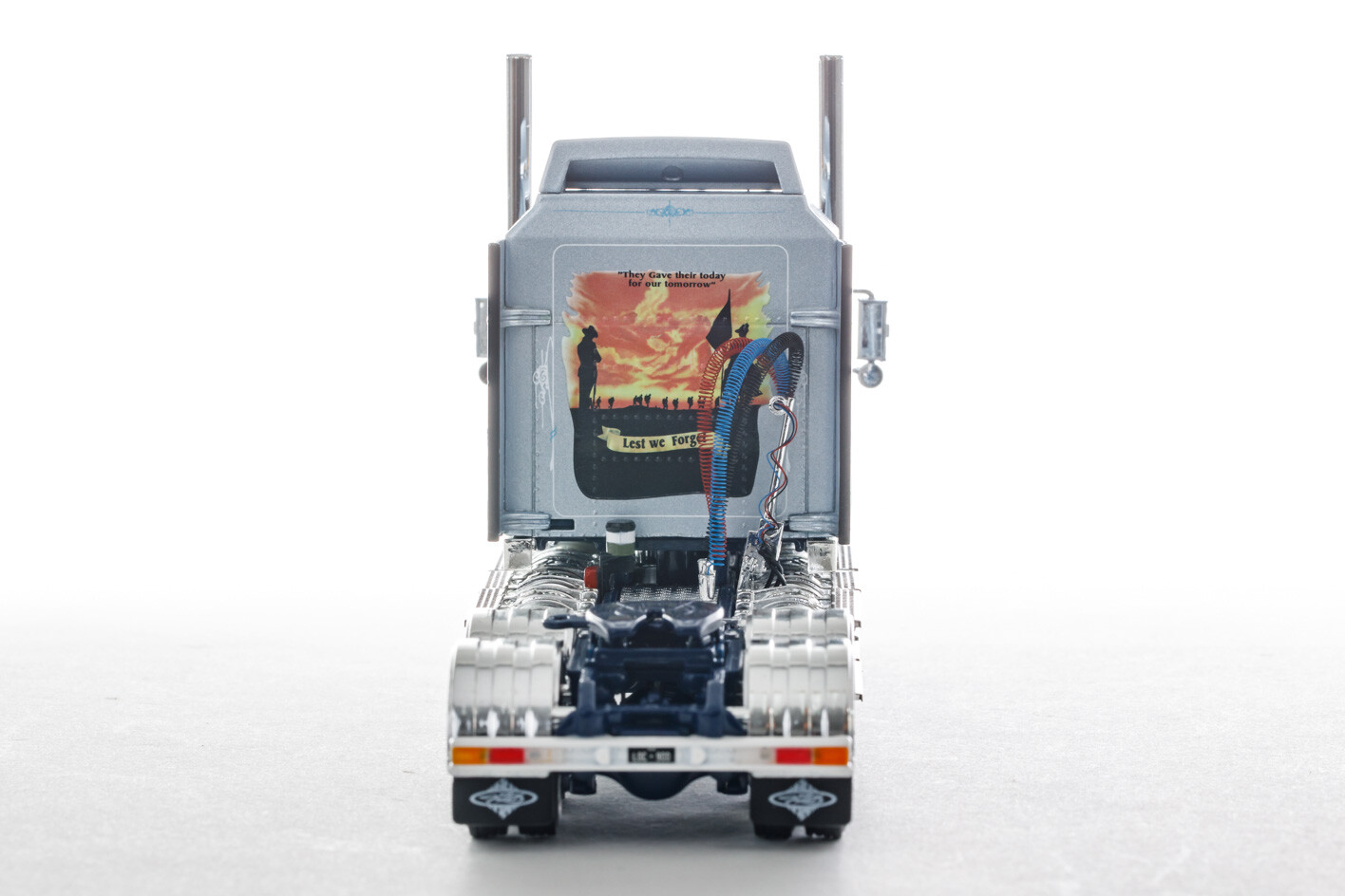 Kenworth T900 Legend Prime Mover Truck – Lockinda Drake 1:50 Scale #Z1914-18 New