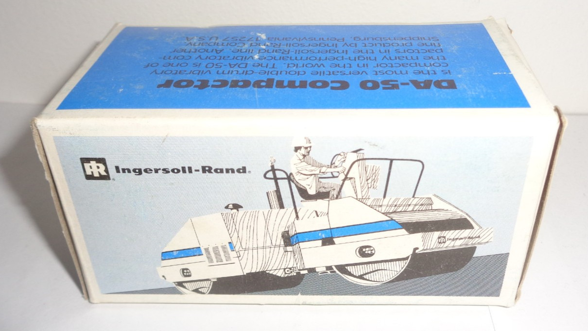NZG #203 1/50 Ingersoll-Rand DA50 Vibratory Asphalt Roller Compactor – Boxed