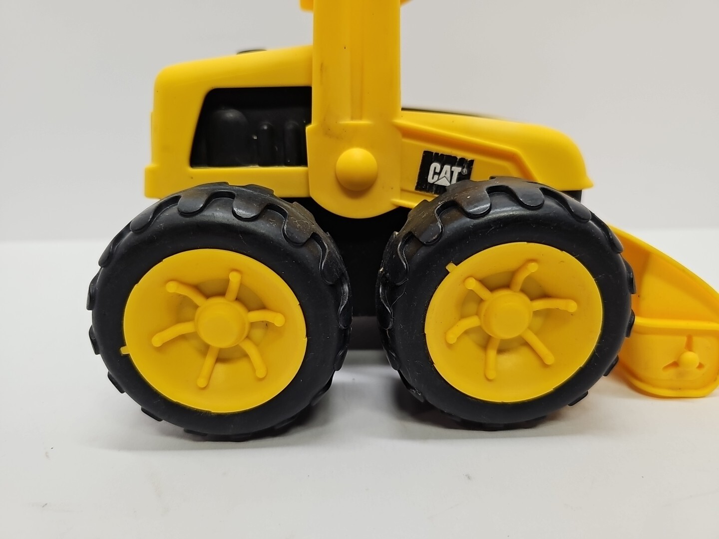 (Lot Of 2)Caterpillar And TootsieToy Bulldozer Front Loader Plastic Yellow Black