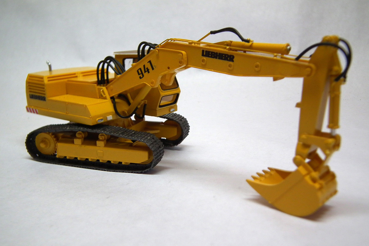 1/50 Excavator Liebherr 941 – High Quality Resin KIT by Fankit Models