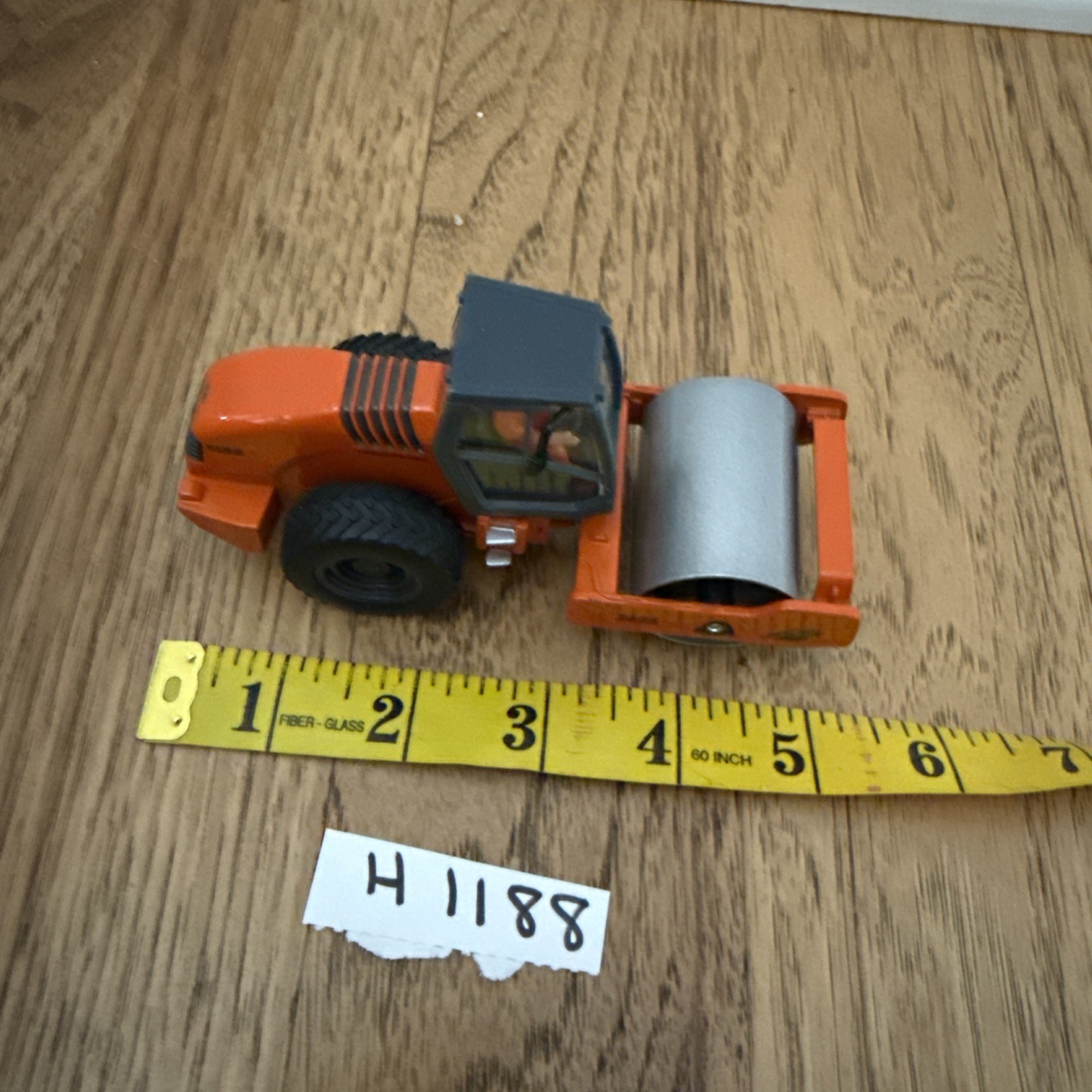 Siku 3530 Hamm 3625 Single Drum Compactor Roller w/ Cab