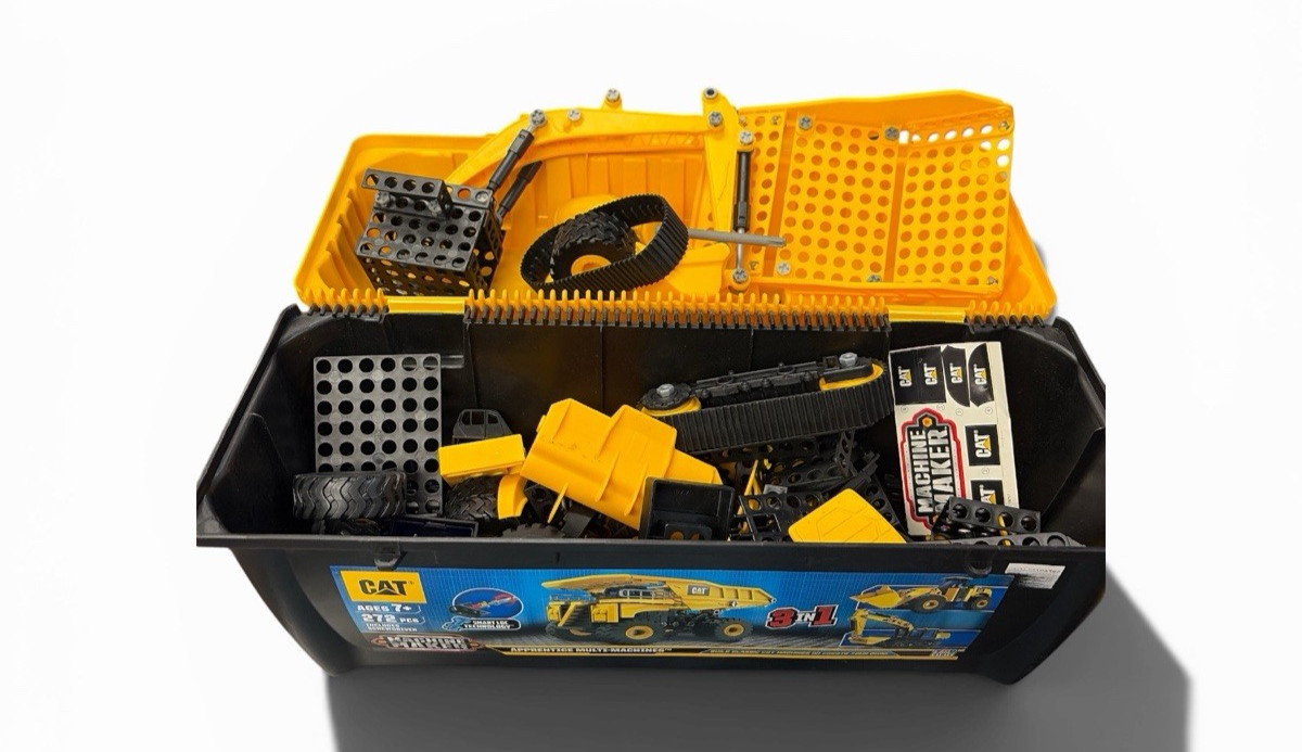 CAT Machine Maker 272 Pc Construction Building Toy 3-in-1 w/ Many Parts Manuals