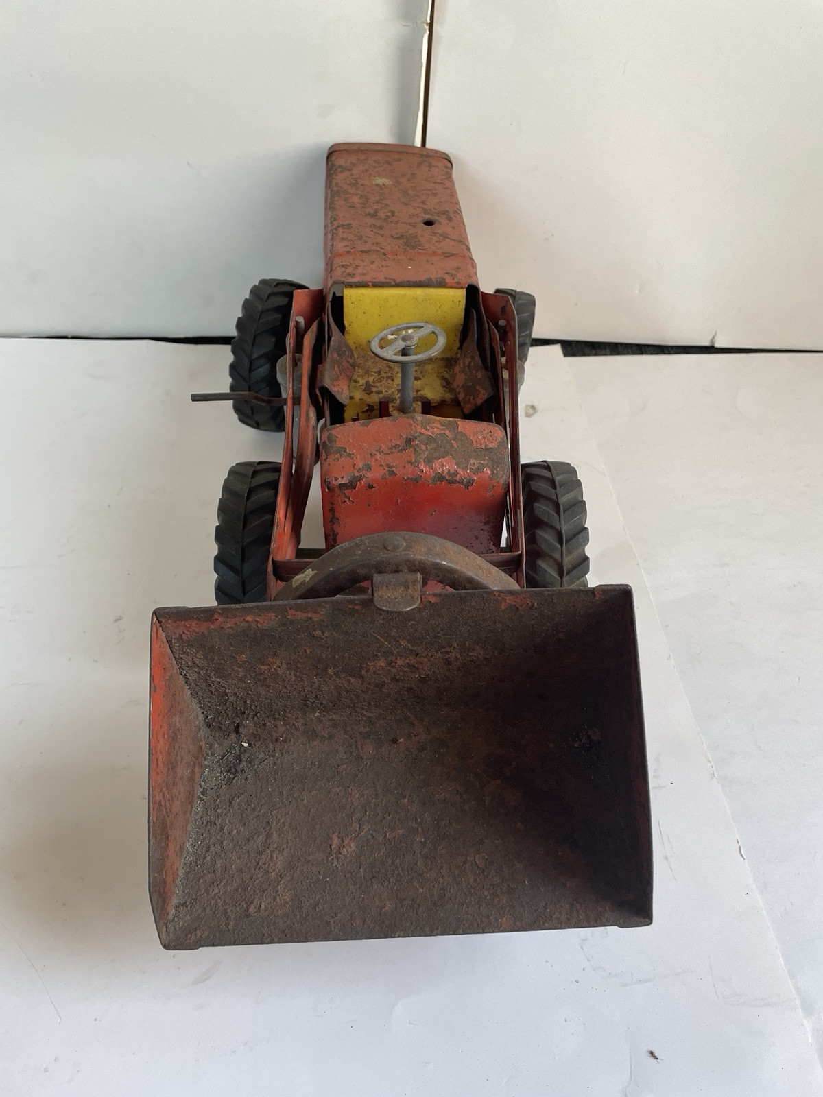 Nylint Red Pressed Steel Hough Pay Loader Front End (8)