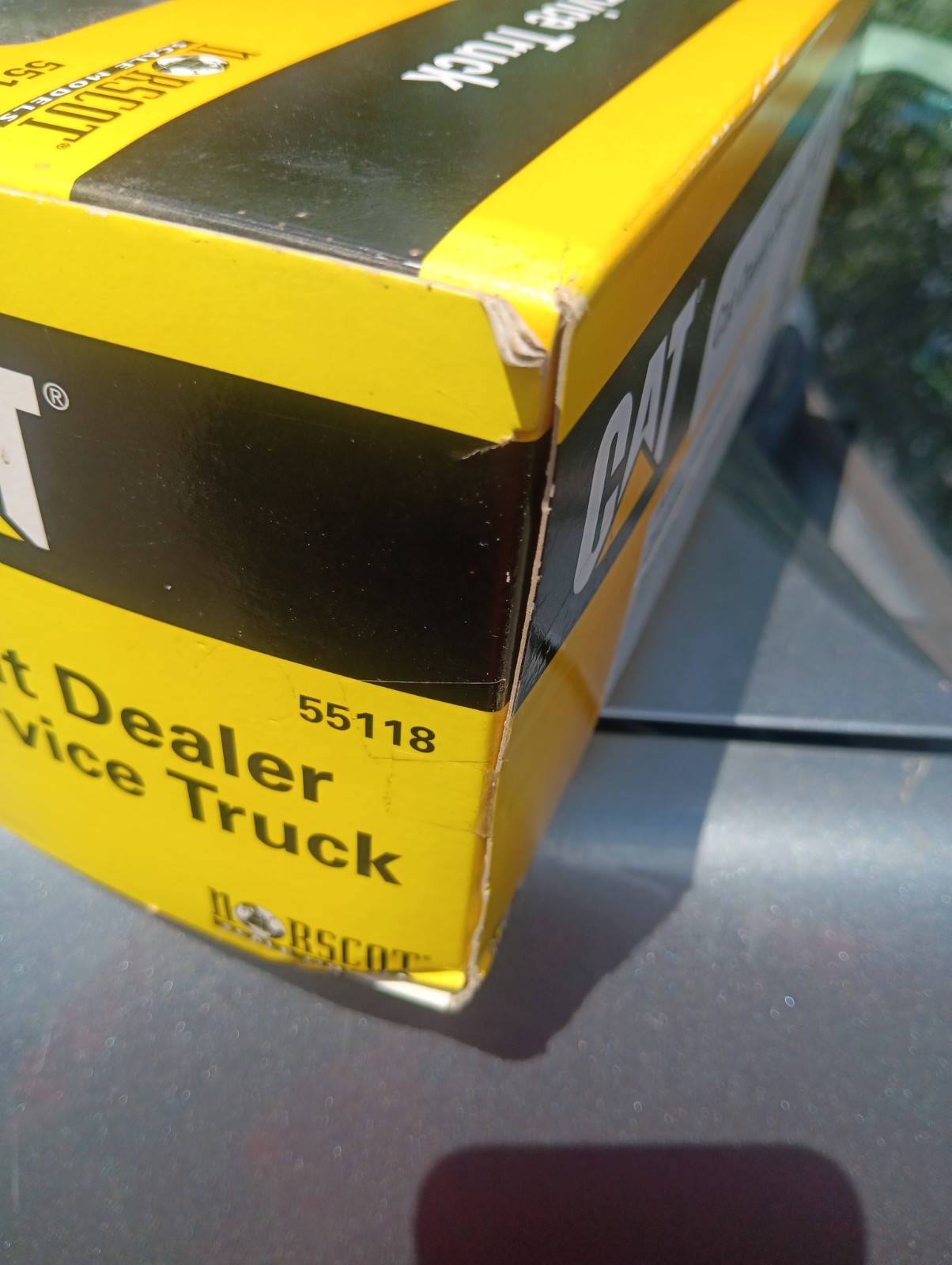 Peterbilt Model 330 CAT Dealer Service Truck Norscot 55118 1:50 NIB Caterpillar