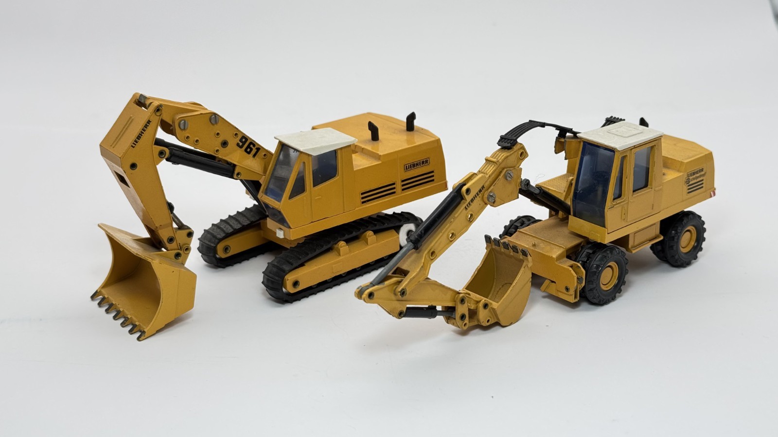 Gescha 1:50 278 282 Liebherr 961 921 FAULTY -MEL-
