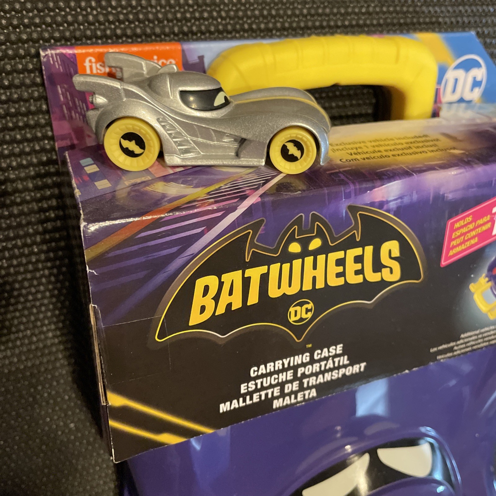 DC Batwheels Batmobile Carrying Case with Exclusive Vehicle Included New