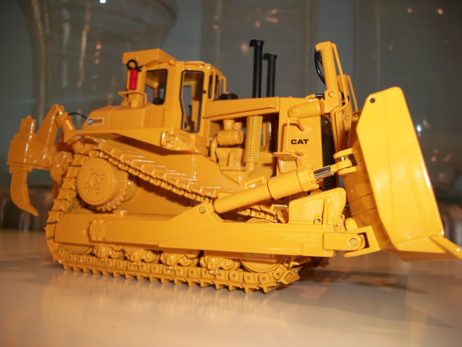 Cat D10 Dozer & 3 Rippers 1:48 By CCM #27 Of 600 W/Box & Certificate