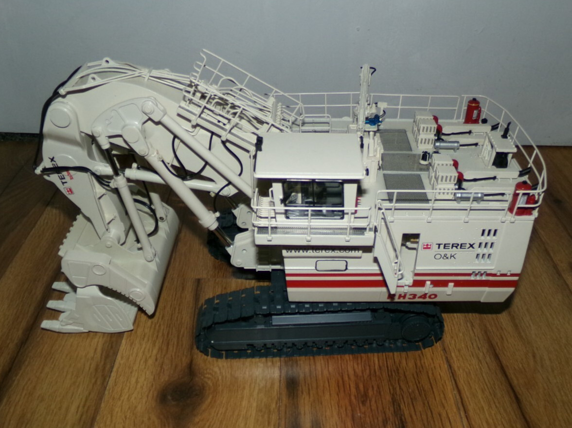 **DAMAGED** Terex O&K RH340 Mining Front Shovel Brami 1:50 Diecast Model #25008