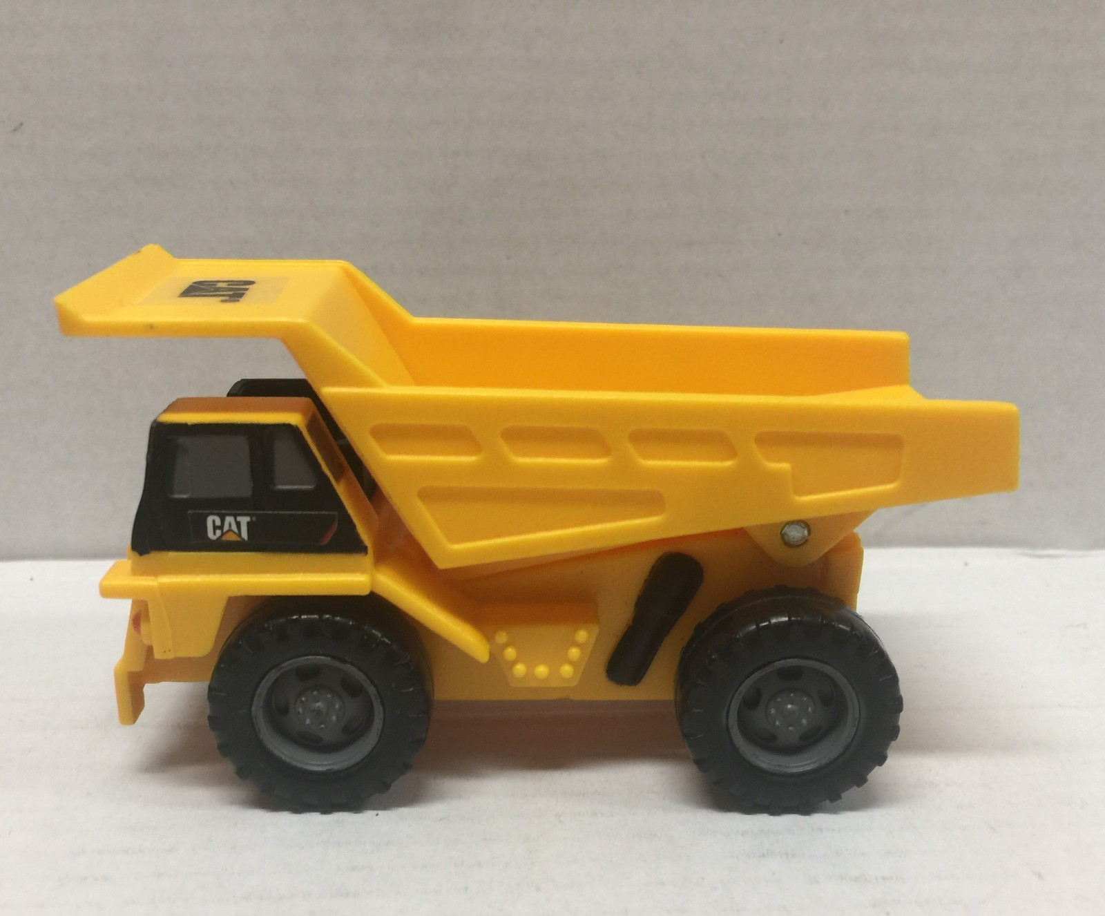 CAT Caterpillar Toy Dump Truck Bull Dozer Roller Backhoe Construction Lot of 6