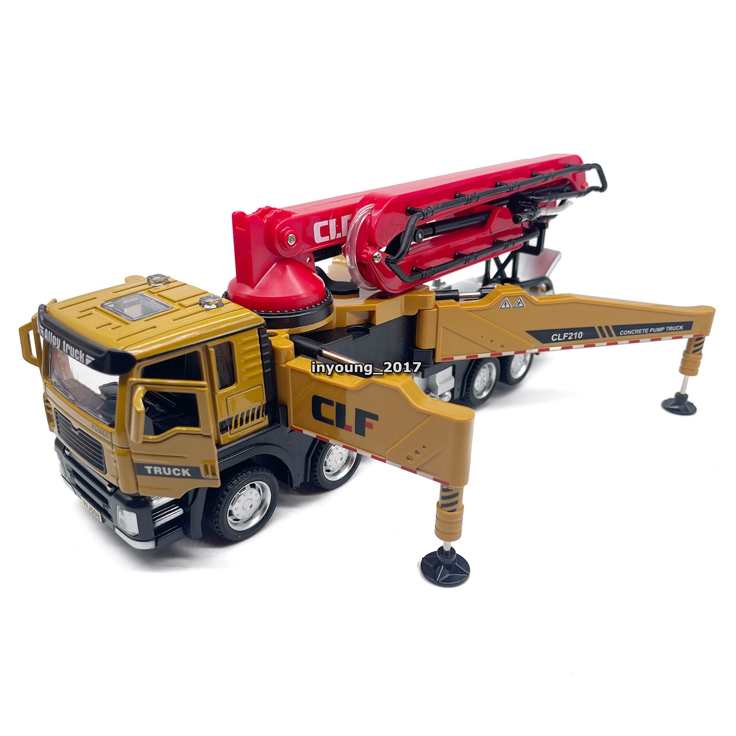 1/60 Concrete Pump Toy Truck Metal Diecast Construction Equipment Model Yellow