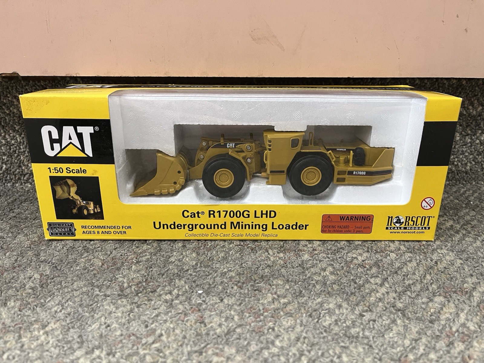 * NORSCOT 1/50 #55140 CAT R1700G UNDERGROUND MINING LOADER DIECAST *ST