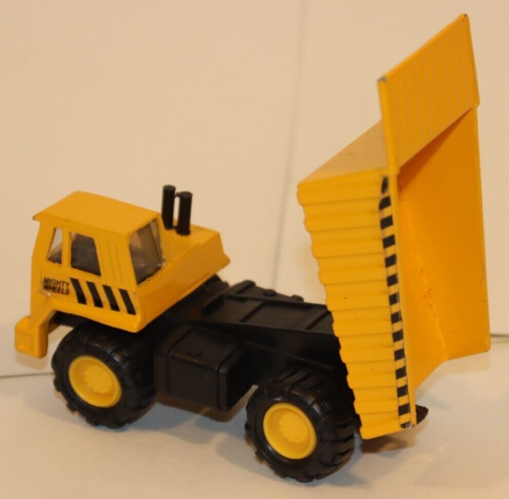 Vintage Mighty Wheels Dump Truck 5 Inches Wide 1998 by Soma