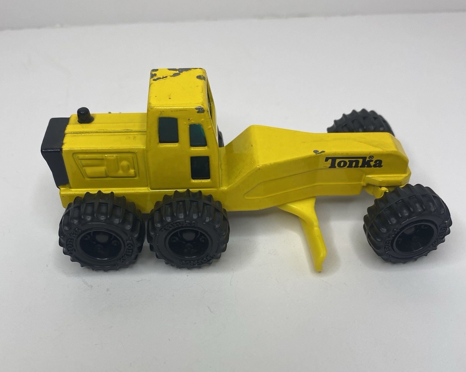 Tonka 1994 Construction Yellow Road Grader Vintage