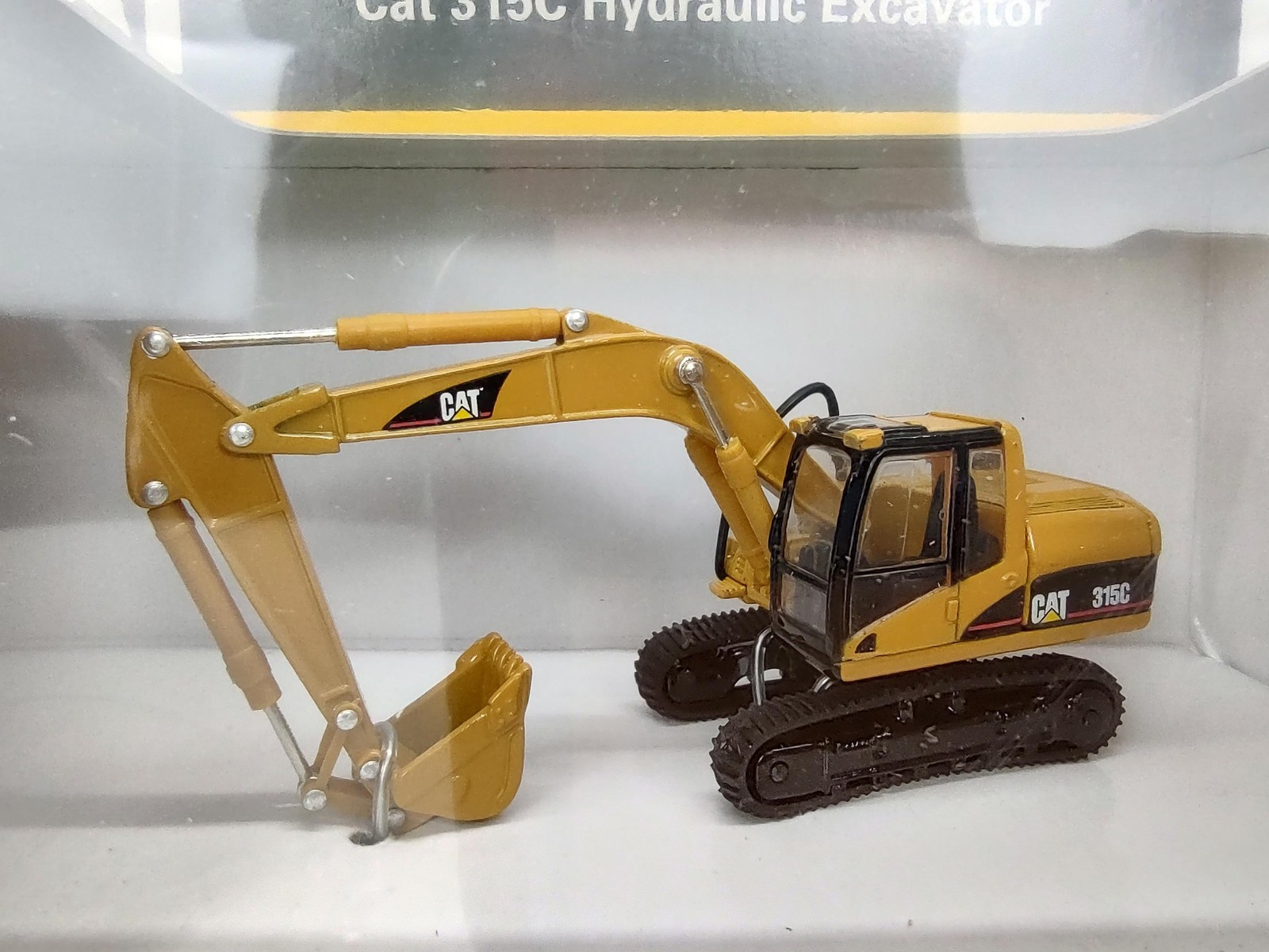 CAT 315C Hydraulic Excavator Die-Cast 1:87 Scale Norscot Model Collectible