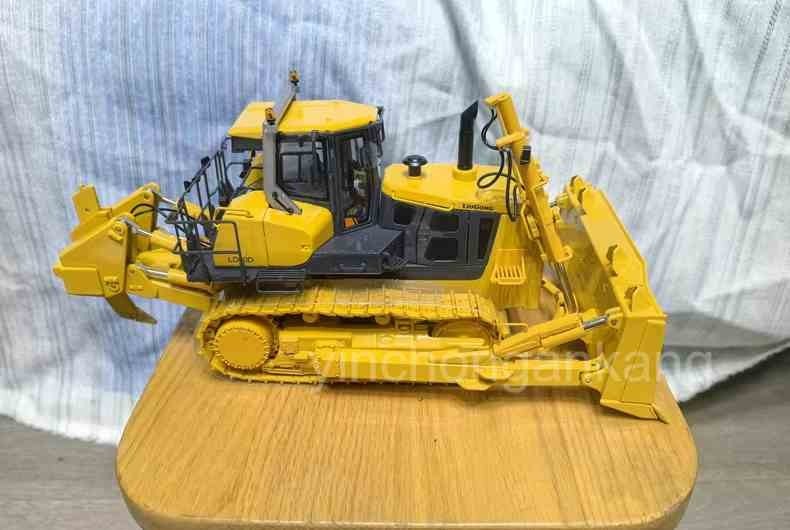 LIUGONG LD60D DOZER Diecast Model Toy Collection Gift NIB 1/35 Scale