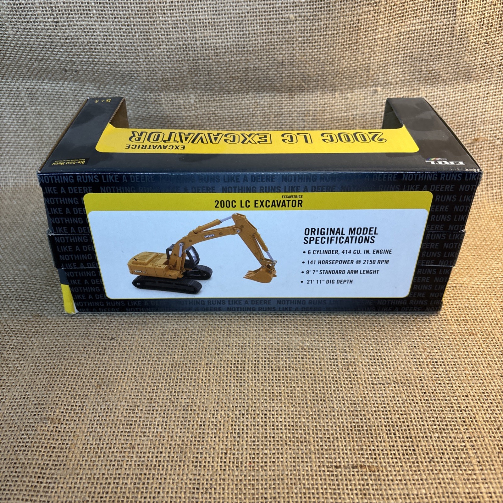 John Deere 200C LC Excavator Ertl Diecast Metal 1/50 Scale Model #15507 In Box