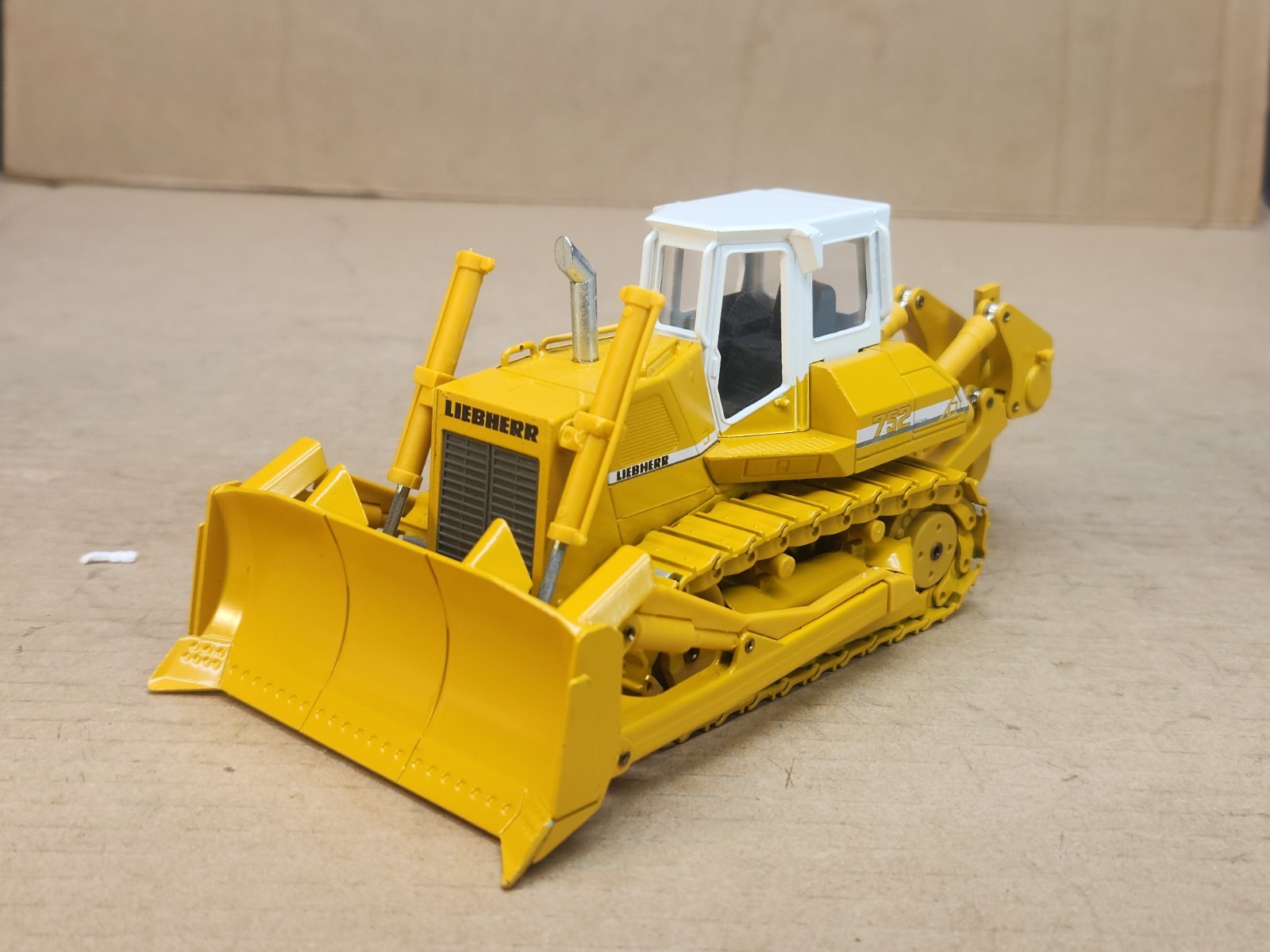 Conrad PR 752 Liebherr Crawler Tractor 1/50 #2806 Made in West Germany