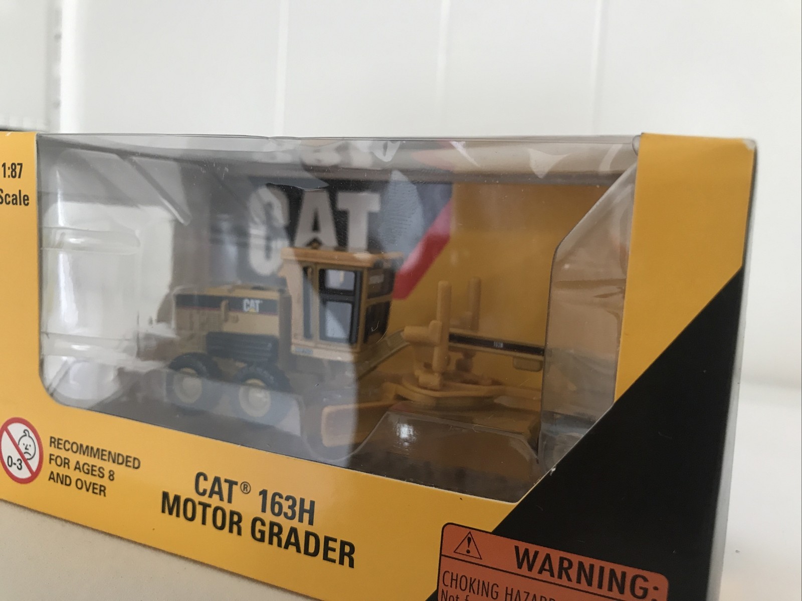 Cat 163H Motor Grader 1:87 Scale Metal Model #55403 Norscot 2008 In The Box