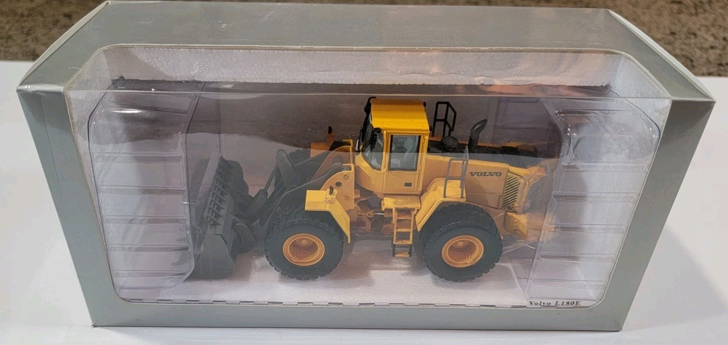 1/50 DieCast Motorart Volvo Wheel Loader L180E construction equipment Payloader