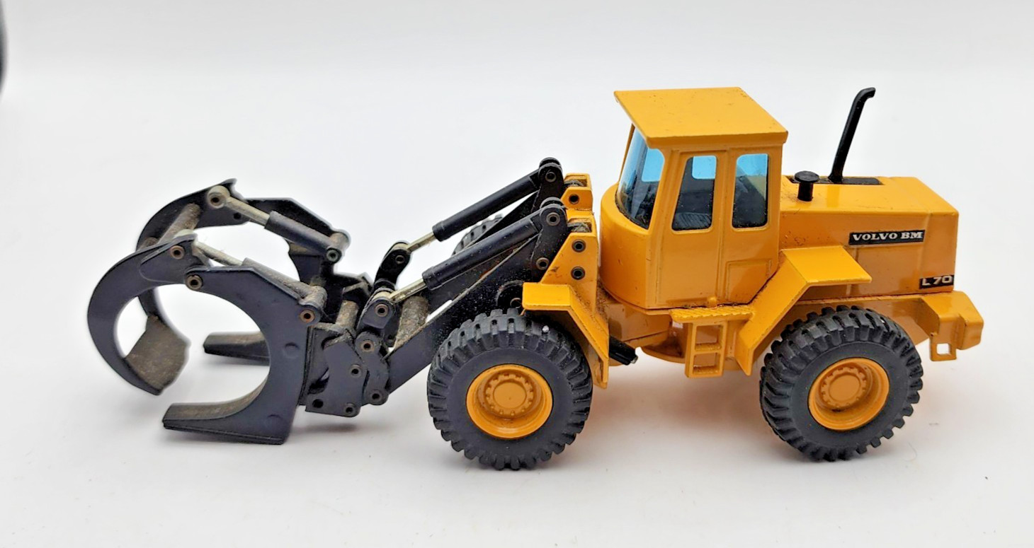 Vintage 1985 JOAL 1:50 Diecast Volvo BM L70 Loader Forestry with Log Grapple
