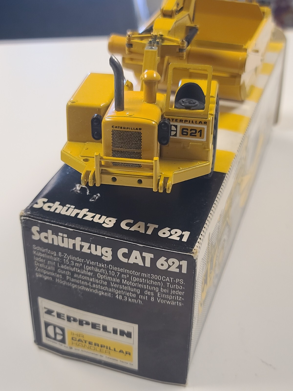NZG 1:50 CAT 621 SCHURFZUG DIE CAST CONSTRUCTION VEHICLE CATERPILLAR GERMANY ZEP