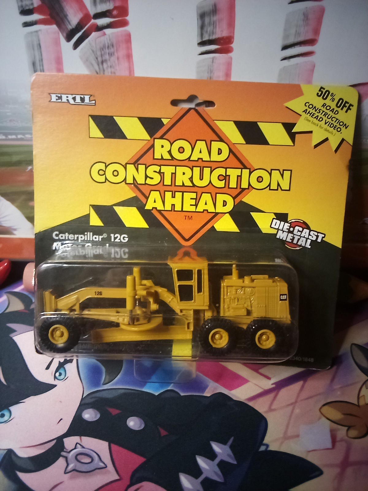 Ertl Road Construction Ahead Caterpillar 12G Motor Grader CAT.