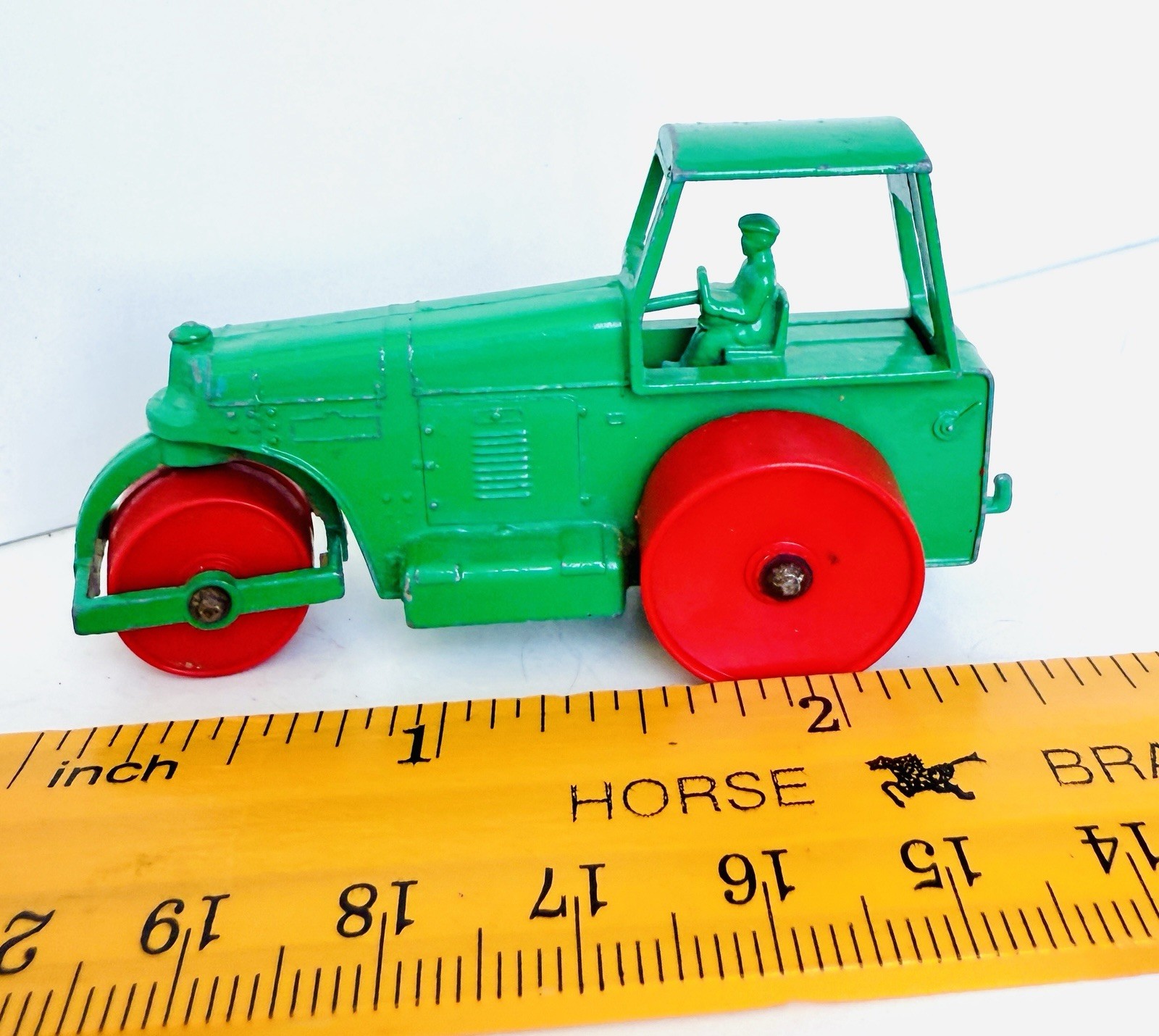 MATCHBOX LESNEY #1 AVELING BARFORD ROAD ROLLER 1964 FARM TRACTOR TOY