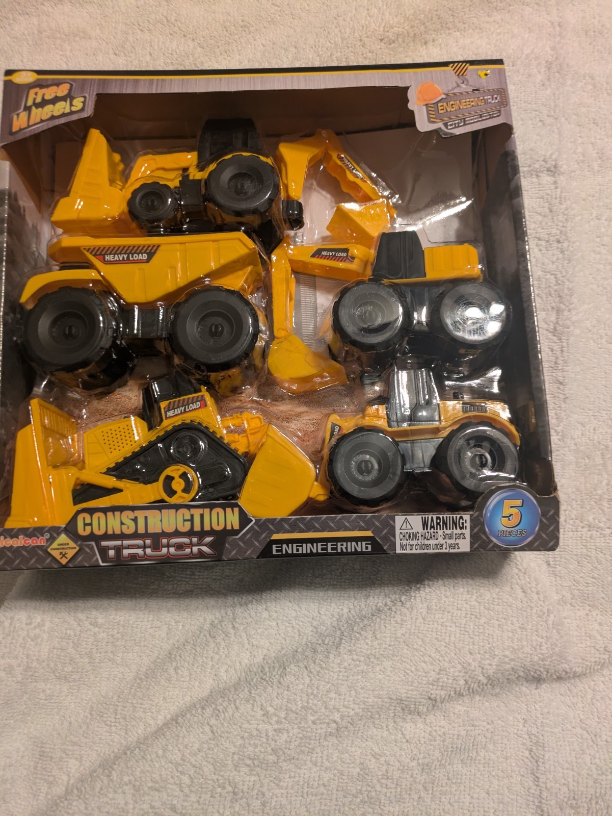 Free Wheels Engineering Construction Truck Vehicle Set, 5-Piece Yellow/Black