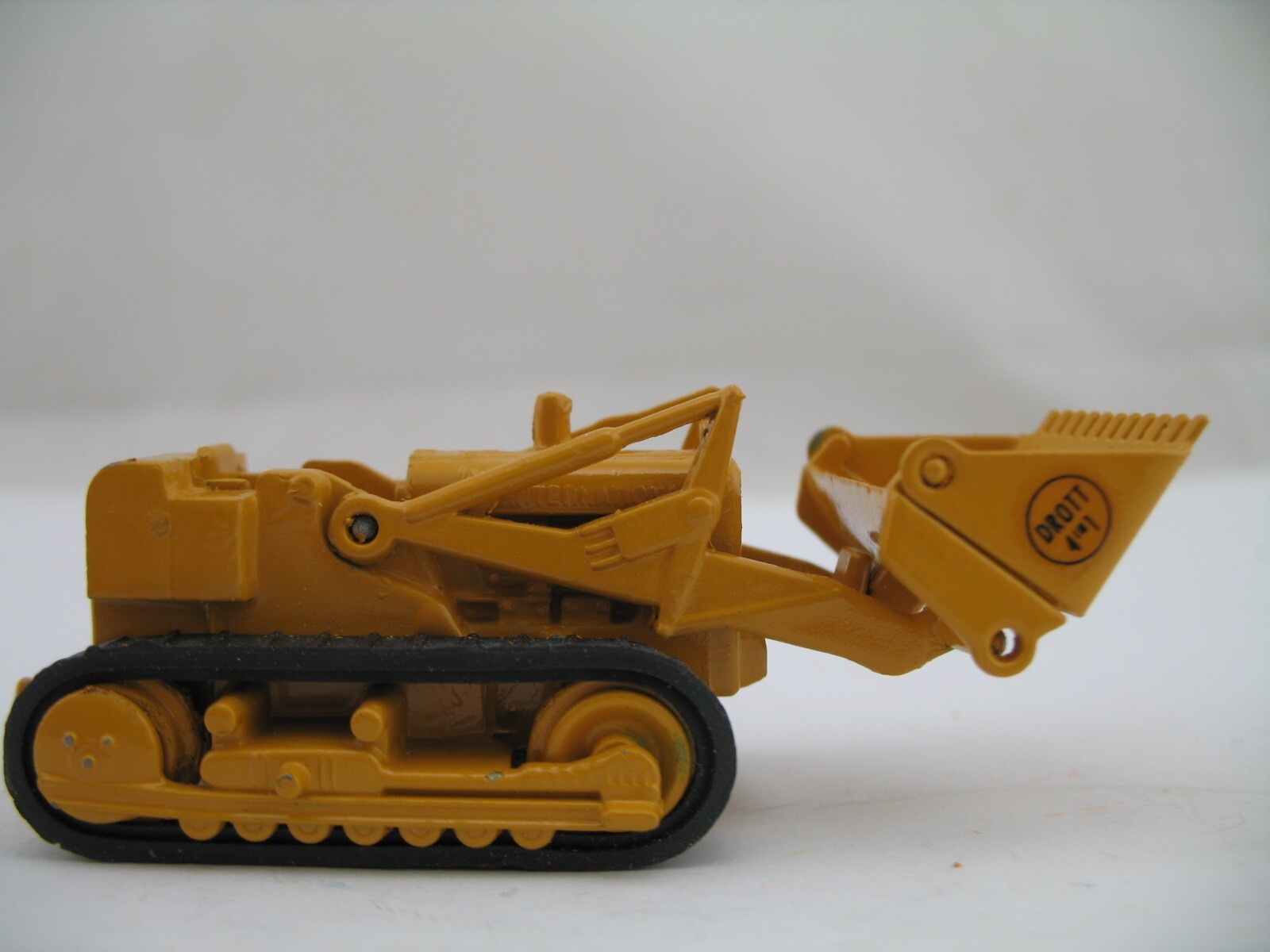 Gibbs HO Model 3.79: Drott 4 in 1 Skid Shovel, with Box