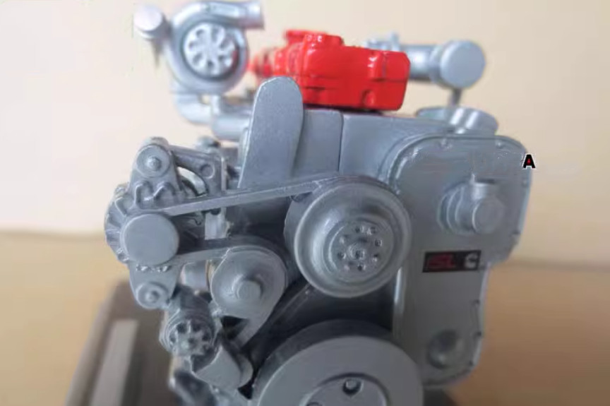 1:20 Dongfeng Cummins ISLe Engine Electronic Control Equipment Diecast Model
