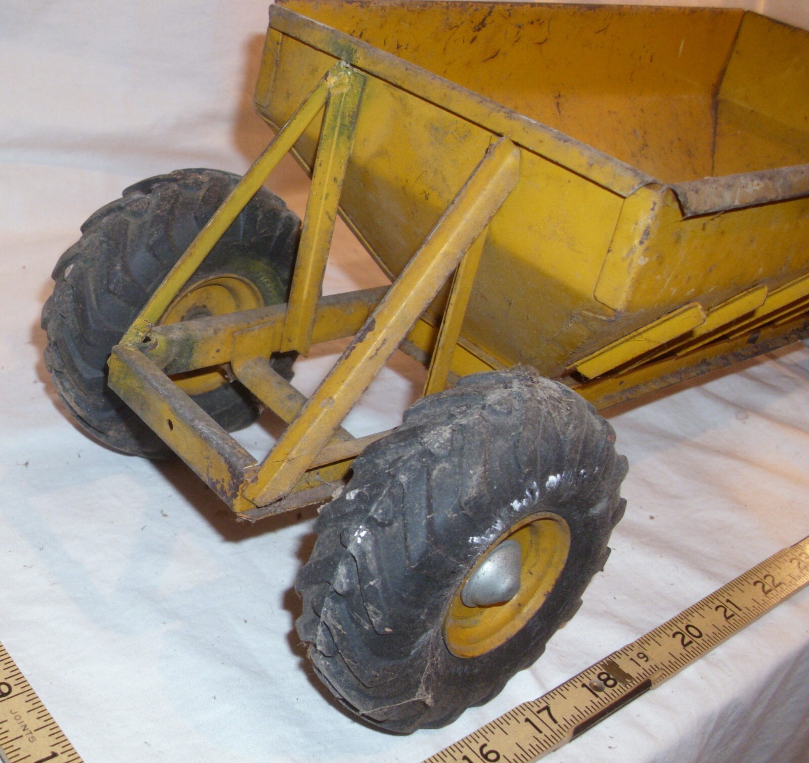 DOEPKE MODEL TOYS WOOLDRIDGE DUMP BOTTOM EARTH MOVER STEEL TOY 1948