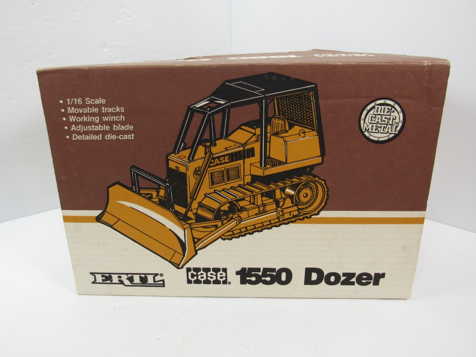 Ertl Case 1550 Dozer 1/16 #608