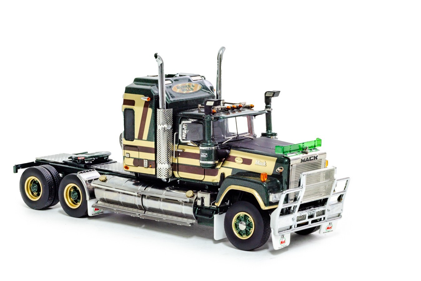 Mack Super-Liner II Bicentennial – Burke & Wills – Drake 1:50 Scale #Z88004 New