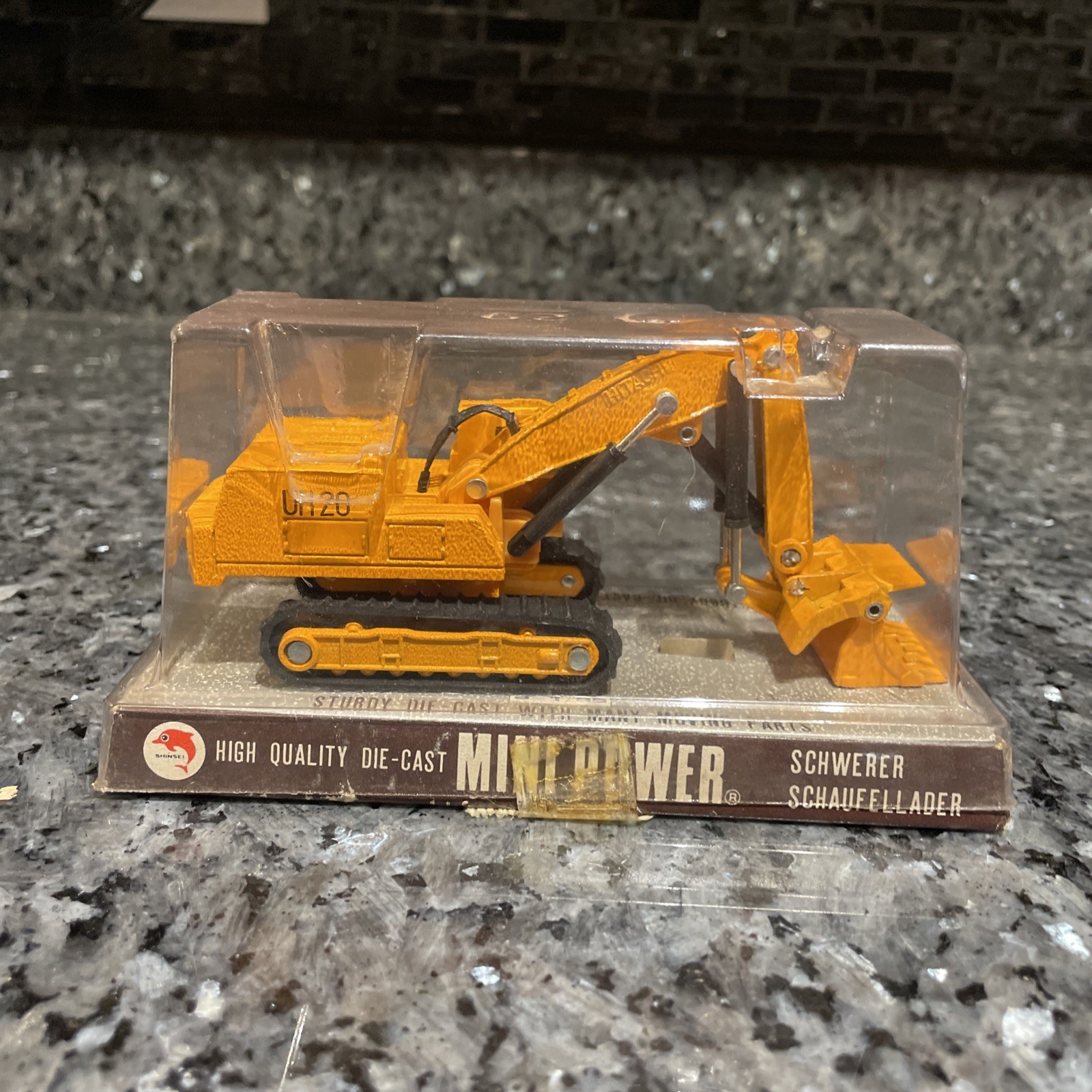 VINTAGE SHINSEI HITACHI UH20 DIECAST MINI POWER LOADER SHOVEL #29 MADE IN JAPAN