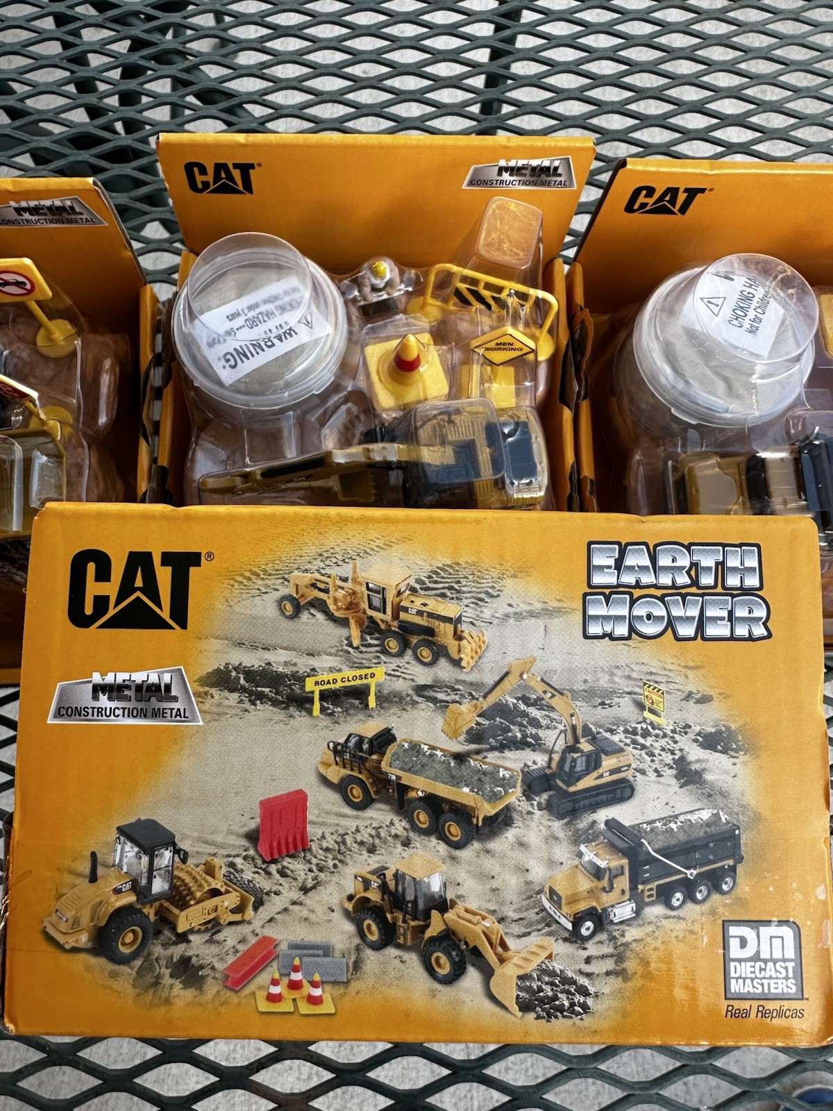 CAT EARTH MOVER 1:87 Scale Metal Complete Set Of 6 Die Cast Master Real Replicas