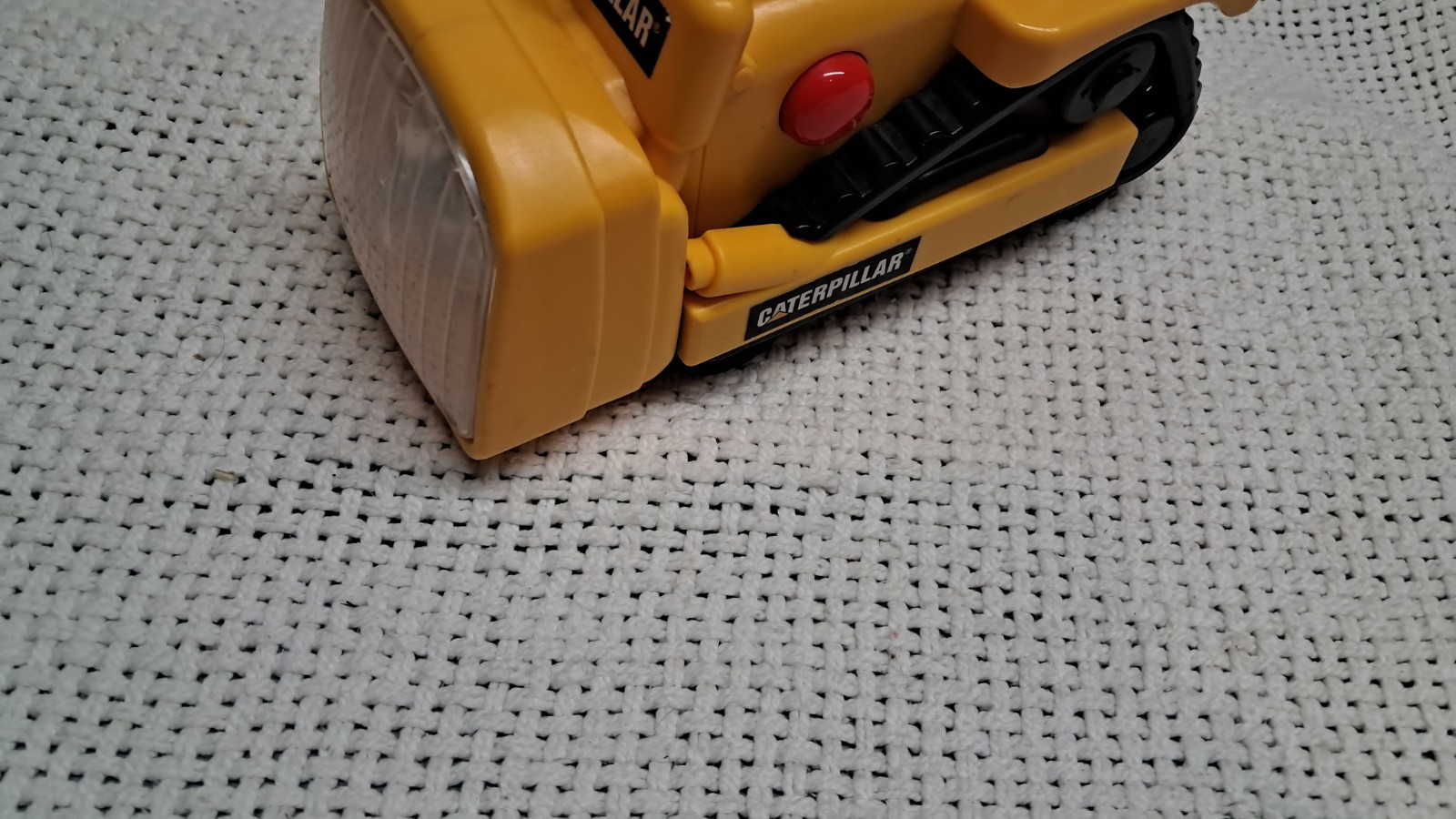 Toy State Caterpillar CAT Bulldozer Flashlight Lights & Sounds, new batteries