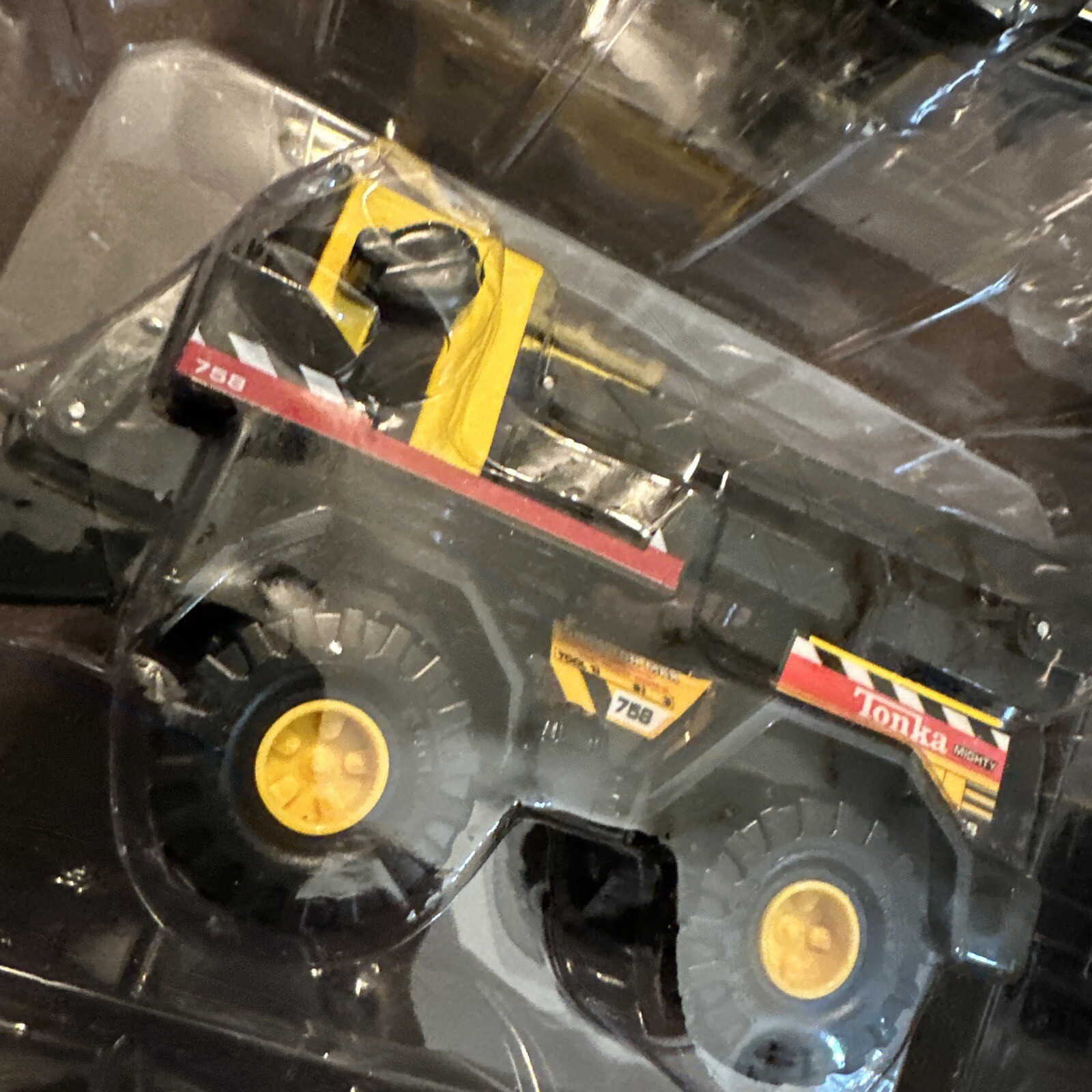 Lot of 4 Tonka Rewards Center heavy equipment vehicles in box T21