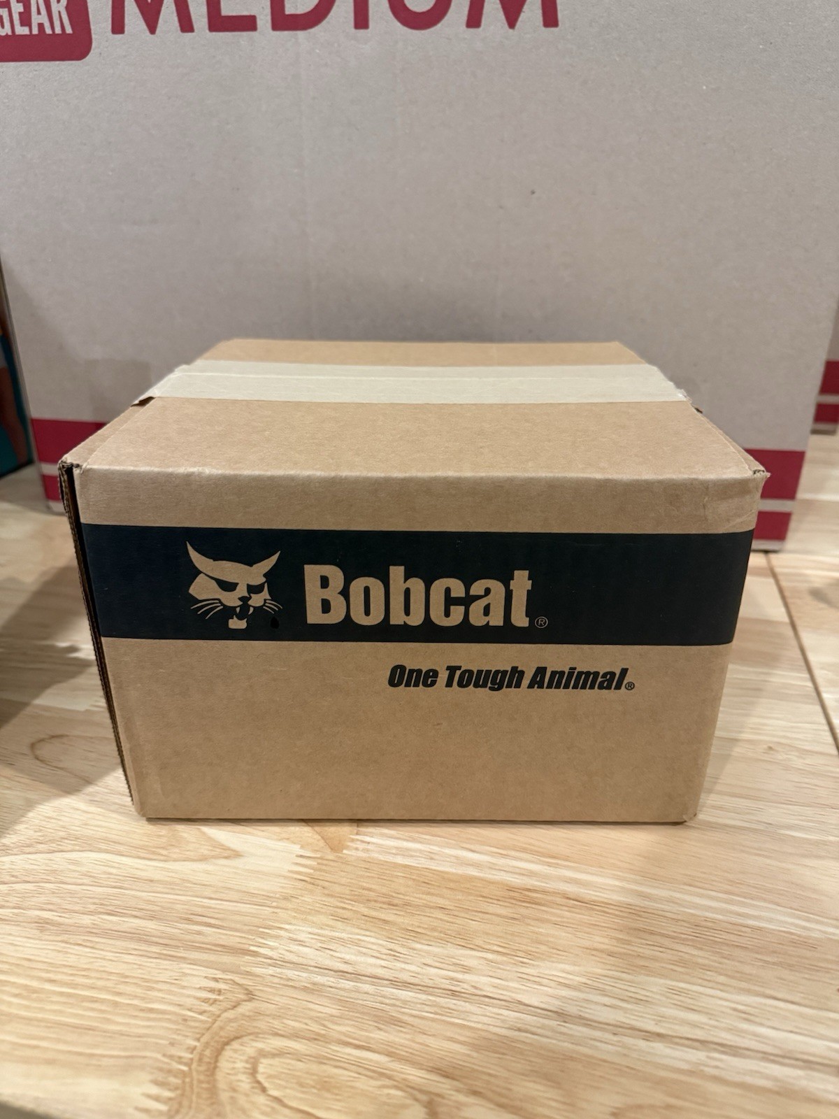ERTL Bobcat 1:32 Skid-Steer Loader Set