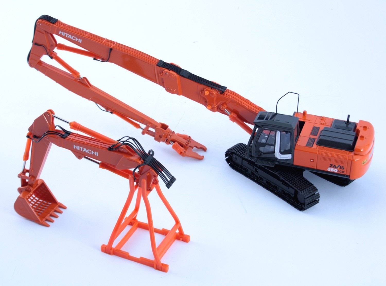 Hitachi Zaxis 350LC High Reach Demolition Excavator 1:50 Scale Diecast Model New