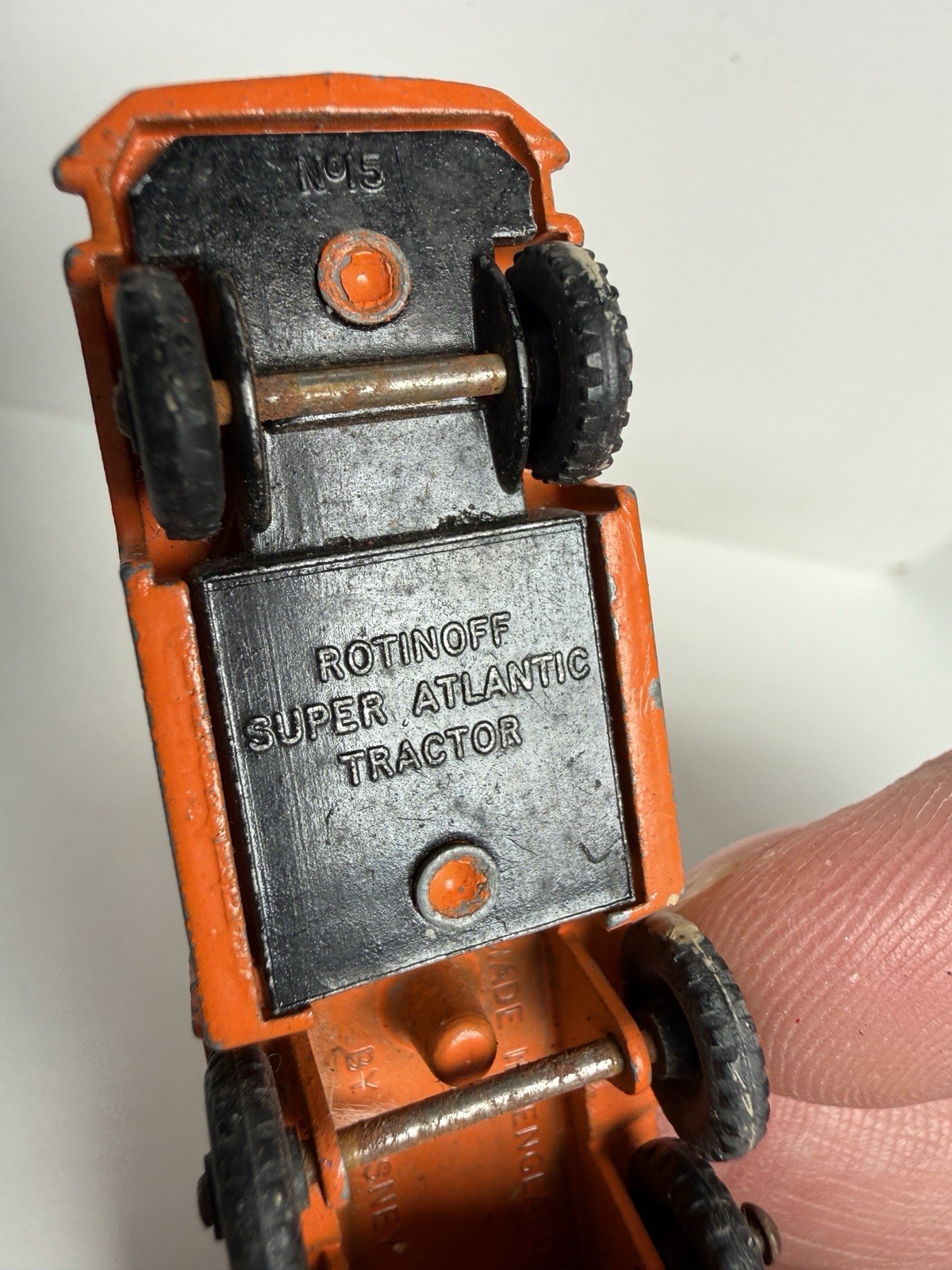 Vintage 1959 Matchbox Lesney No. 15 Rotinoff Super Atlantic Tractor Orange Semi