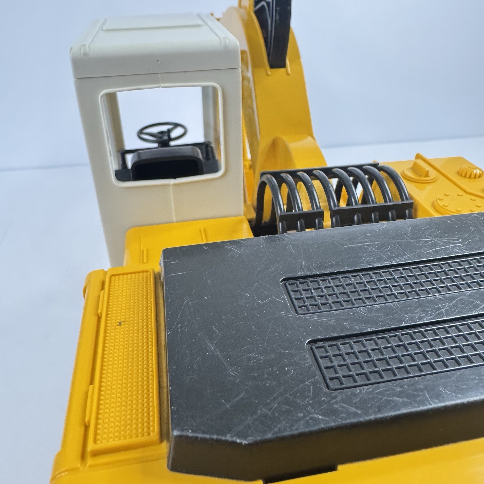Bruder Toys Liebherr 912 Power Shovel Excavator Backhoe Digger Truck GERMANY