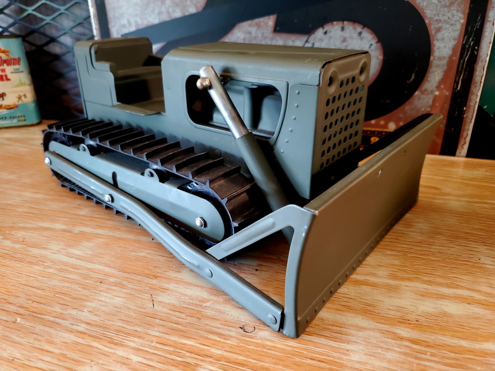 Tonka Giant Dozer #386. Military Green. Heavy Pressed Steel Toy.Nice.Read Disc.