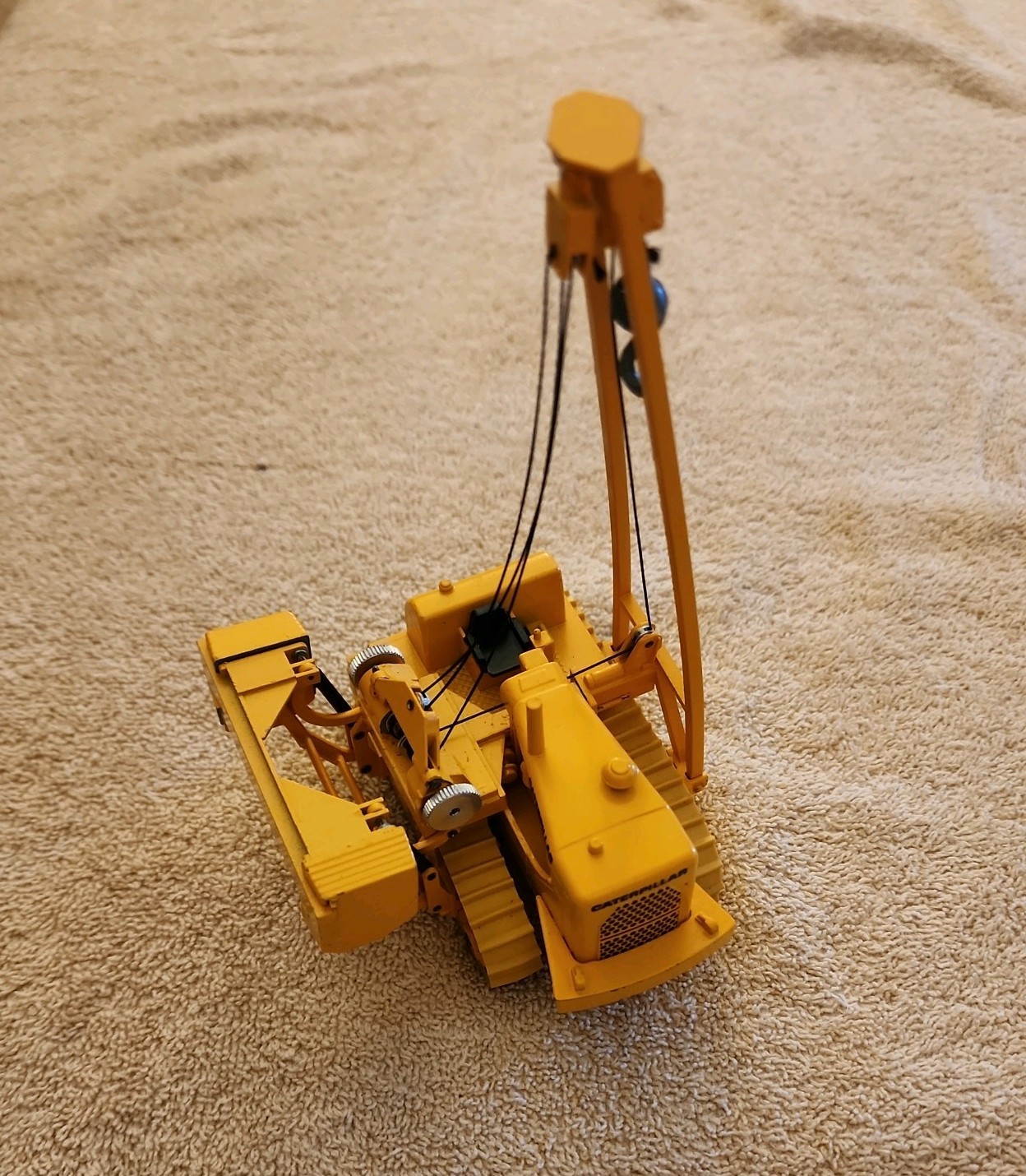 CAT 594 Gescha Rohrverleger Pipelayer Die Cast Toy circa 1970-1980s
