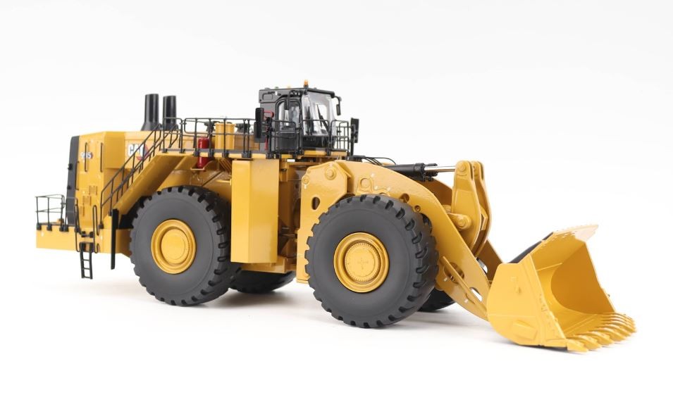 DIECAST MASTERS,CATERPILLAR 995 wheel loader, 1/50, DCM85716