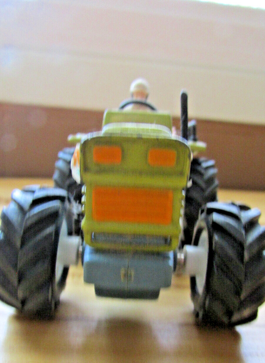 Farm Motor Tractor No Name